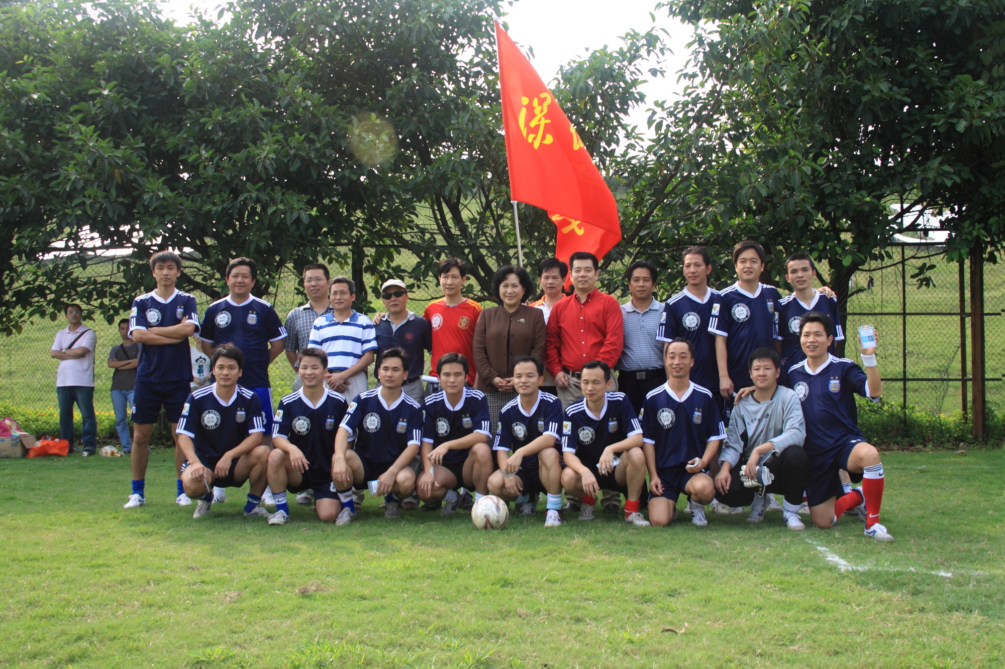 trony soccer team1